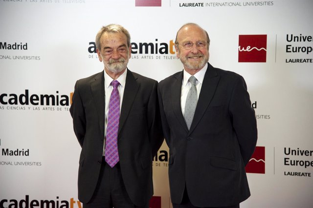 Los presentadores Ignacio Salas y Guillermo Summers 