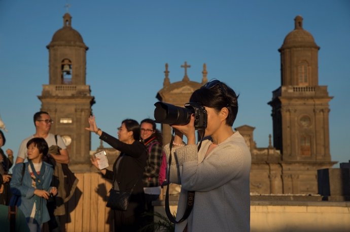 Un grupo de fotógrafos coreanos visitan Las Palmas de Gran Canaria