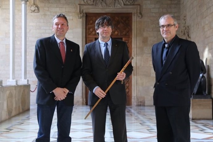 Carles Puigdemont reunido con el alcalde d'Artesa de LLeida, Pere Puiggros