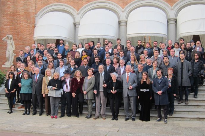 Foto de familia de los nominados a los premios Gaudí