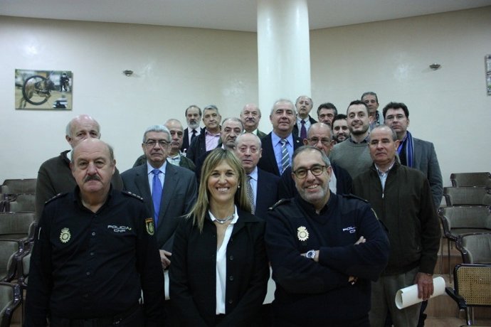 Palmer con los agentes jubilados