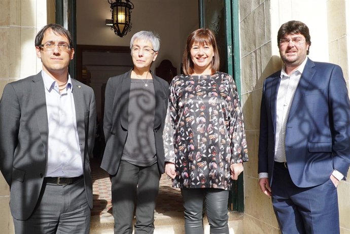 La presidenta del Govern, Francina Armengol, en Menorca