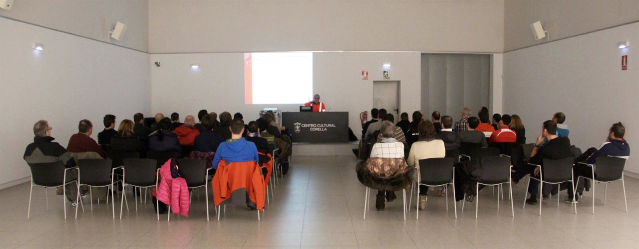 Charla ofrecida por la Policía Foral en Corella. 