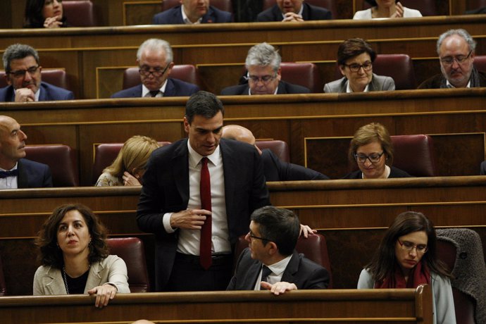 Pedro Sánchez y Patxi López en el Congreso en la constitución de las Cortes
