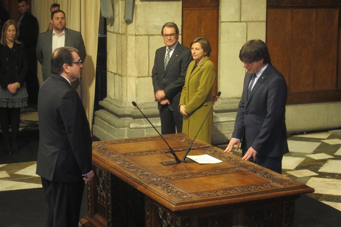 Jordi Jané promete como conseller. C.Puidemont, C.Forcadell,Artur Mas,OJunqueras