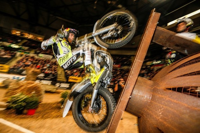 Adam Raga en el Trial de Sheffield