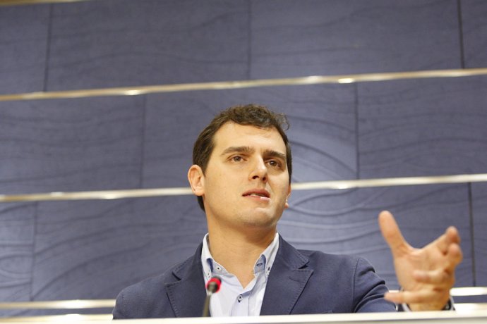 Rueda de prensa de Albert Rivera en el Congreso