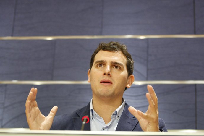 Rueda de prensa de Albert Rivera en el Congreso