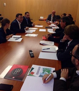 El PSOE Se Reúne Con UGT Y CC.OO.