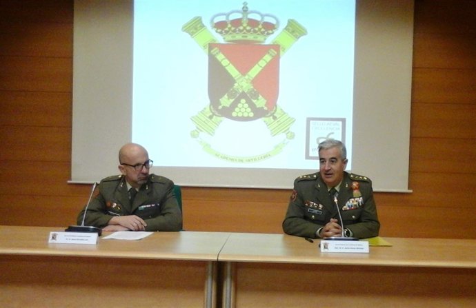 Alonso (d), con González Laa