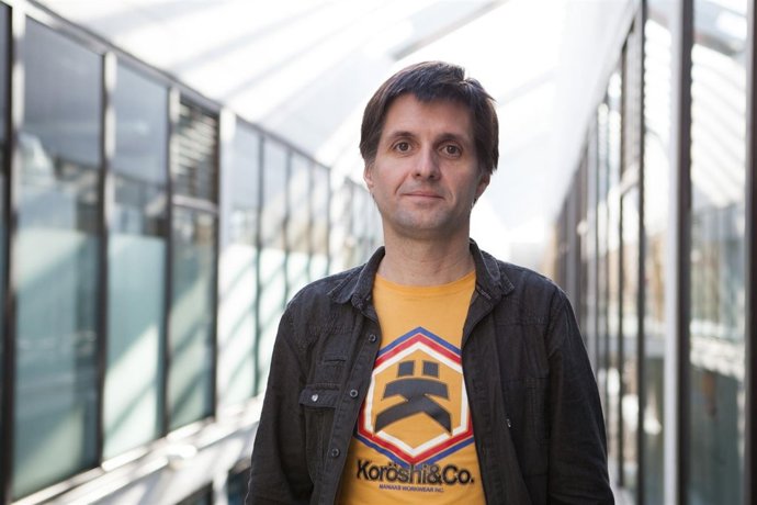 Gonzaga Santesteban, investigador principal de RedVitis, en la UPNA.