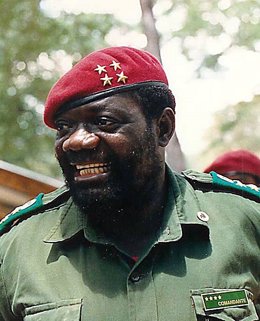 Líder rebelde de Angola Jonas Savimbi 