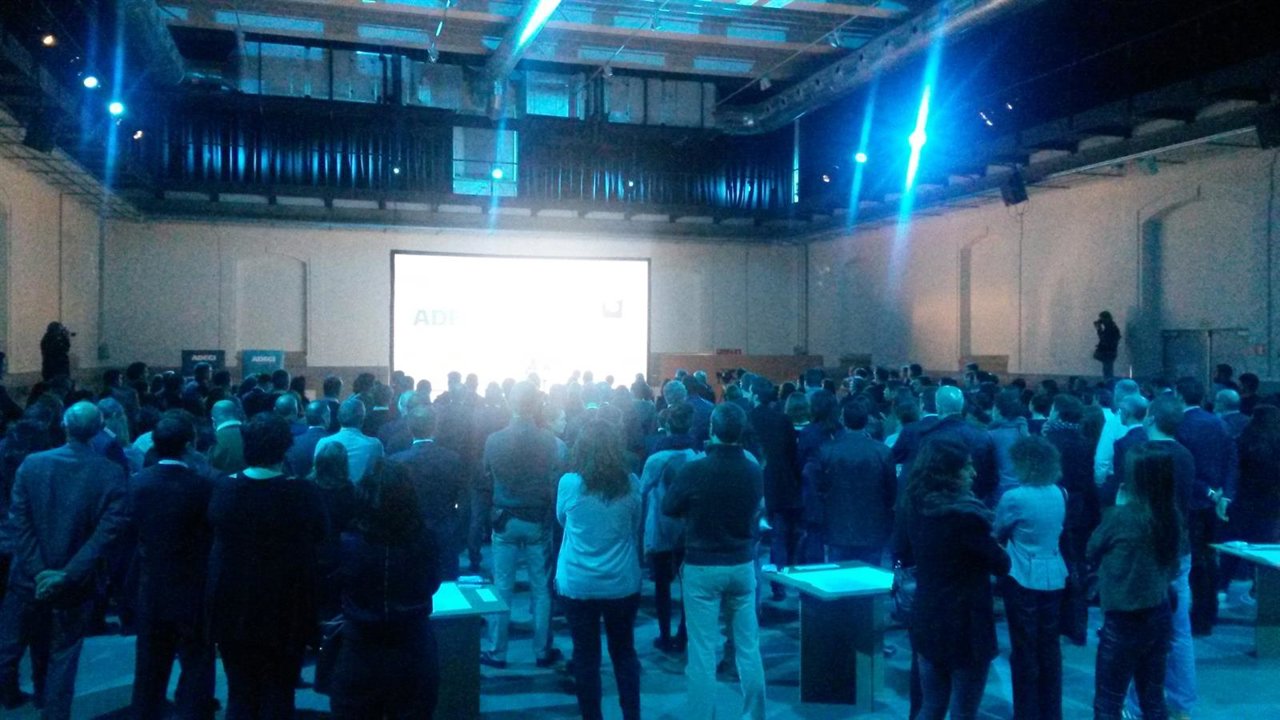 Acto de Adegi en Tabakalera.