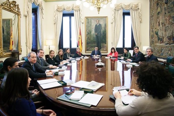 Primera reunión de la Mesa del Congreso