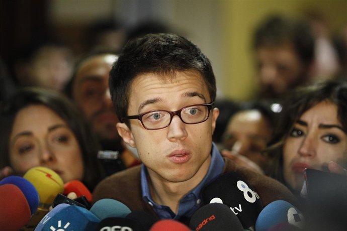 Iñigo Errejón recoge su credencial como diputado en el Congreso