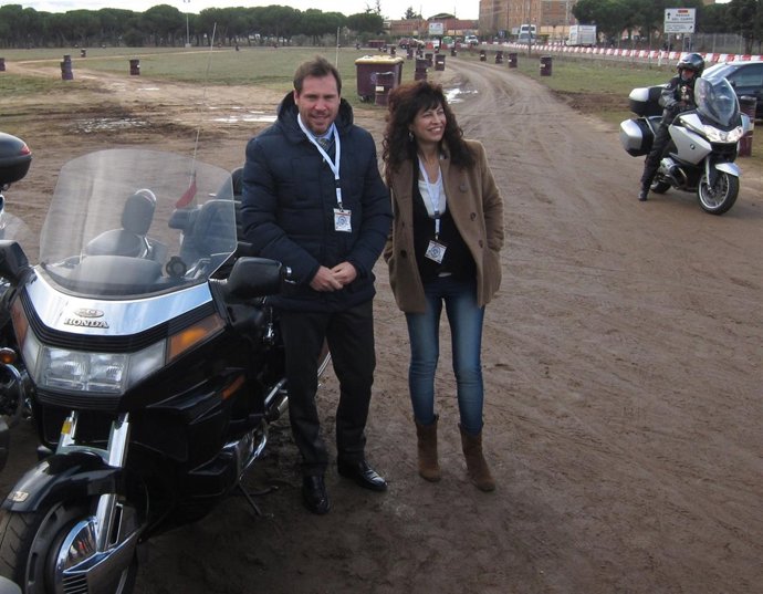 Óscar Puente, junto a Ana Redondo, en la primera jornada de la Fiesta de la Moto