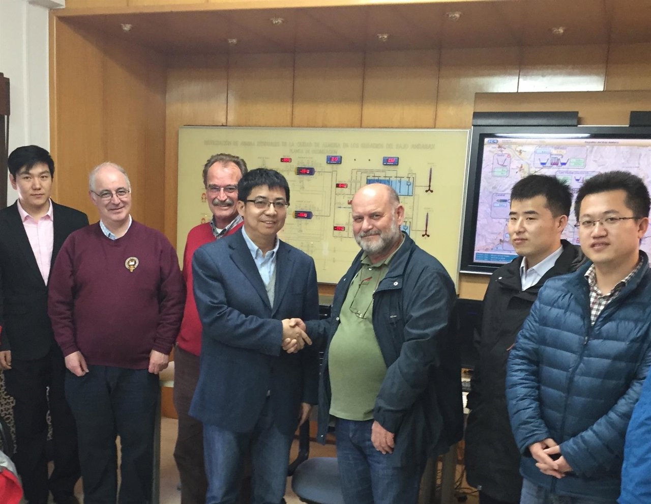 Una comisión china visita la comunidad de regantes Cuatro Vegas