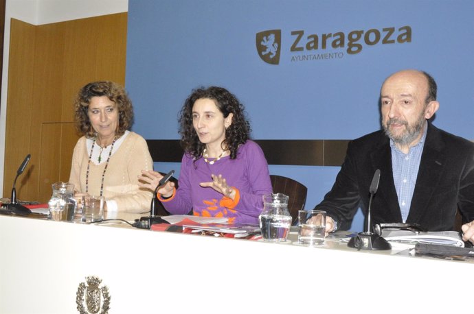 El número de turistas ha aumentado en Zaragoza durante 2015. 