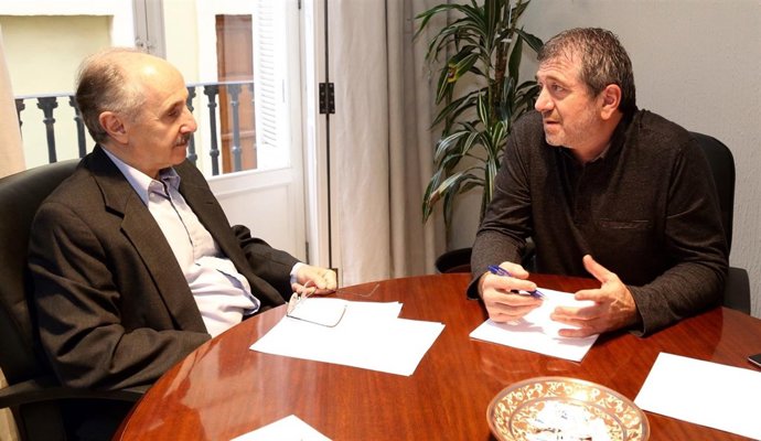 Rubin junto al diputado Josep Bort