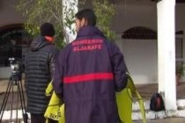 Bomberos compañeros de los detenidos en Lesbos