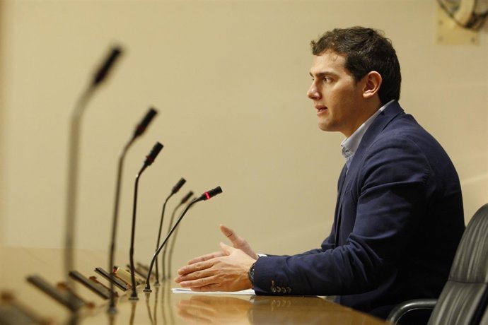 Rueda de prensa de Albert Rivera en el Congreso