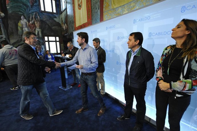 Acto de entrega de talones