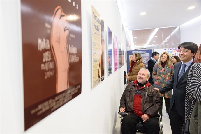 Muestra de carteles de cine del concurso Gallo Pedro