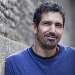 El maestro César Bona