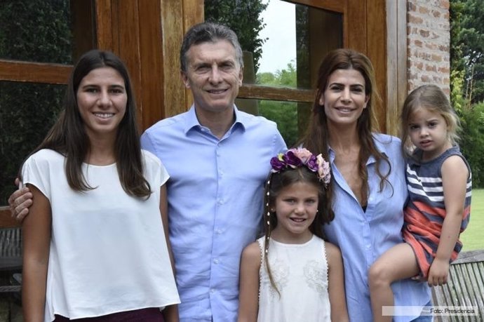 Macri e hijas de Nisman