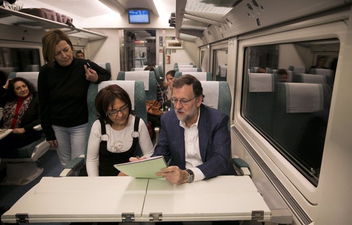Rajoy, durante su trayecto a Zamora capital. 
