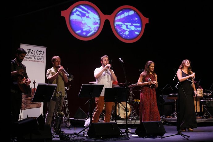 La formación NewCat en una actuación