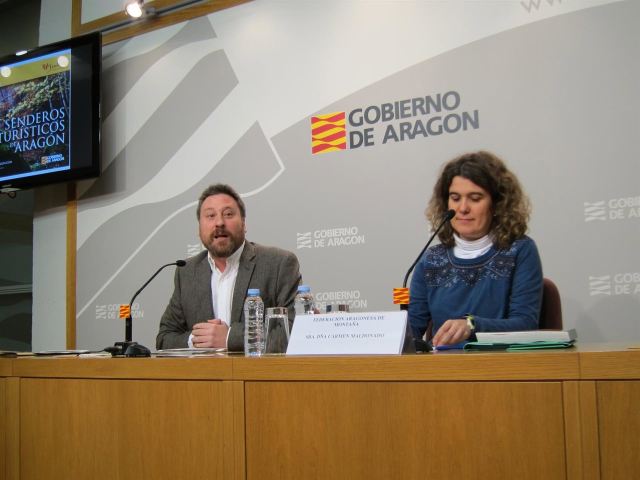 José Luis Soro y Carmen Maldonado en la presentación de la nueva web de senderos