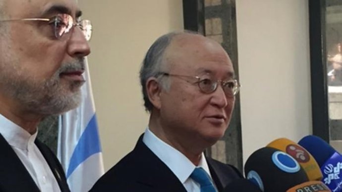 El director general de la AIEA, Yukiya Amano, y el de la OIEA, Alí Akbar Salehi