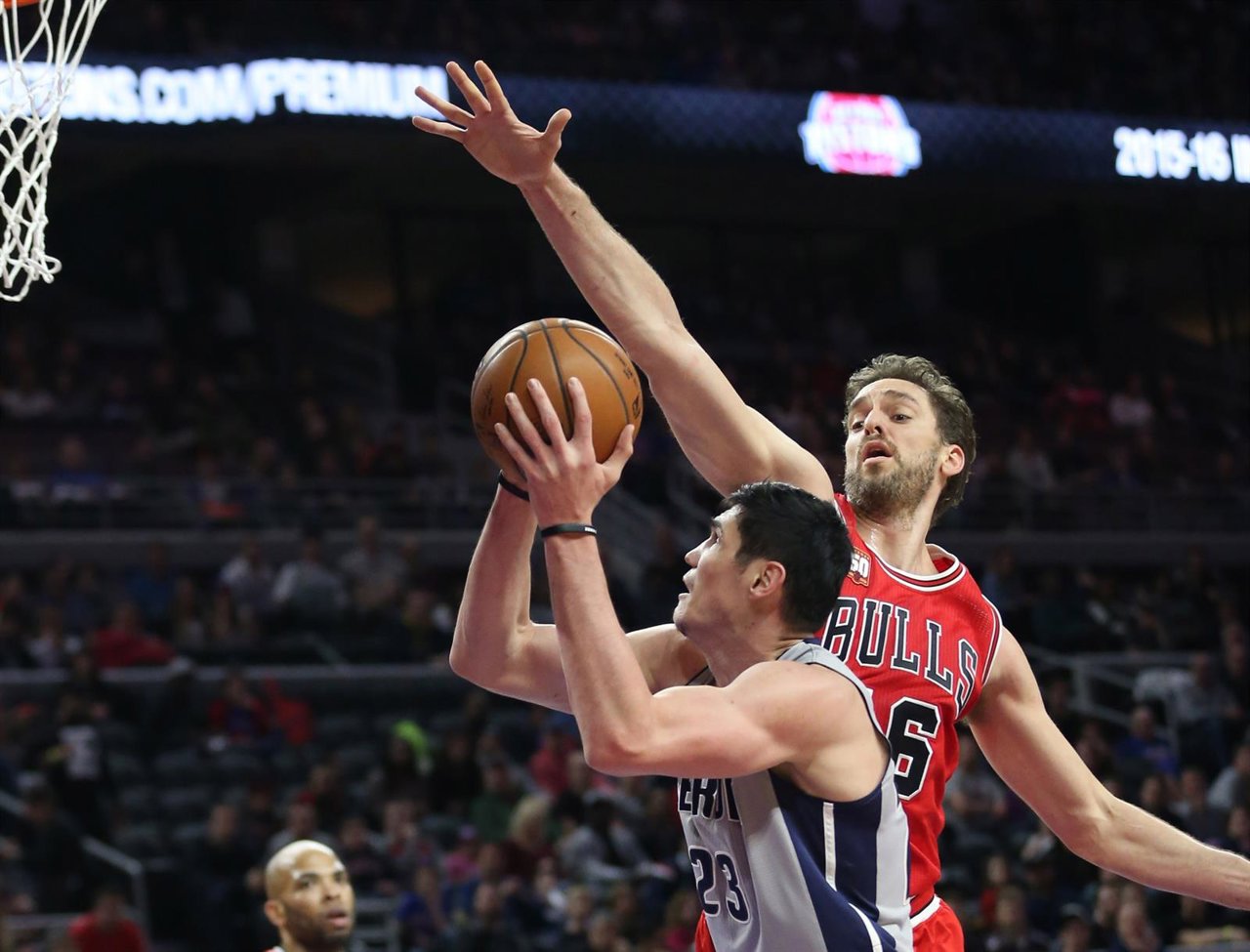 Pau Gasol NBA Chicago Bulls Detroit Pistons