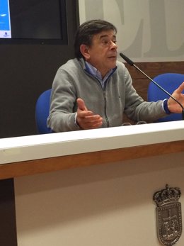 Sánchez Ramos, durante la rueda de prensa. 