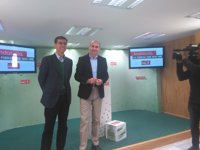 PSOE-A pide "humildad" al resto de partidos y que se alejen de "posturas radicales"
