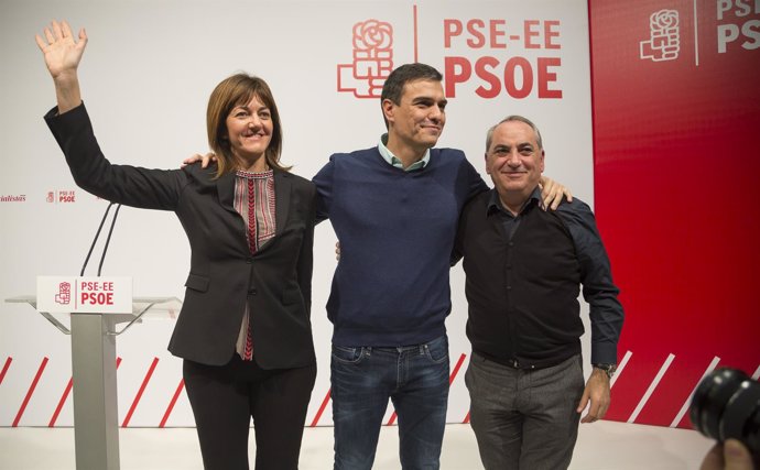 Idoia Mendia, Pedro Sánchez e Iñaki Arriola