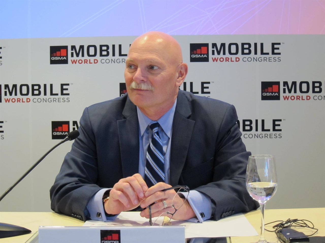 El consejero delegado de GSMA, John Hoffman