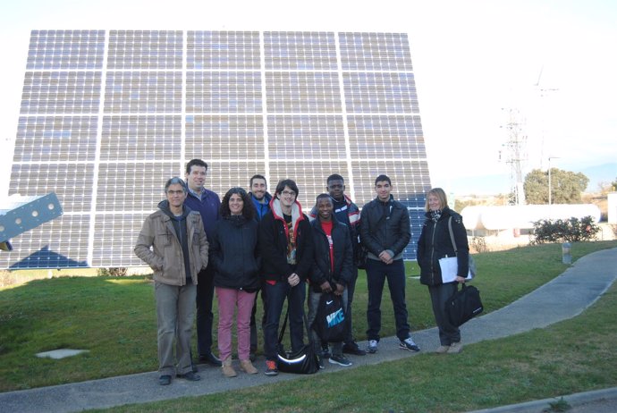 Alumnos franceses hacen prácticas en la Fundación del Hidrógeno