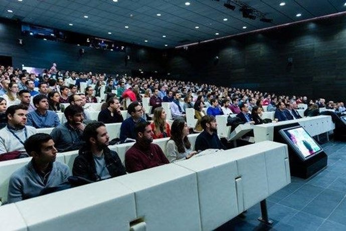 Telefónica celebra la I Edición del Programa de Desarrollo para Jóvenes Profesio