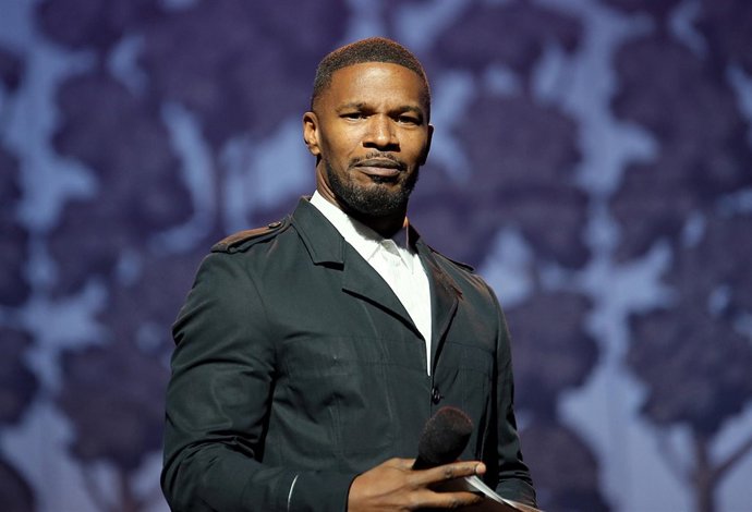 HOLLYWOOD, CA - MAY 14:  Actor Jamie Foxx speaks onstage during the SeriousFun C