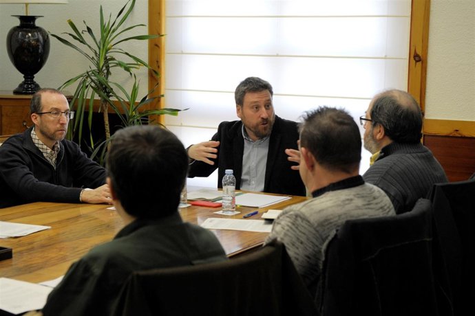 Soro se reúne con la Plataforma en Defensa del Ferrocarril Público