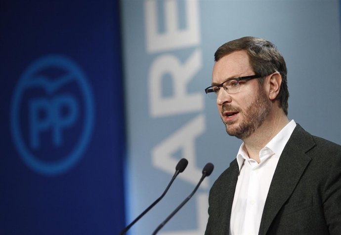 Javier Maroto en la sede del PP