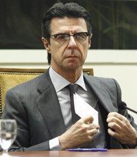 Industria se reunirá con la ingeniería interesada en el proyecto de una refinería de Irán