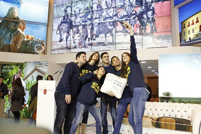 Imagen de los olímpicos de la UCAM en Fitur