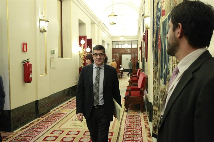 Patxi López a su llegada a la reunión de la Mesa del Congreso