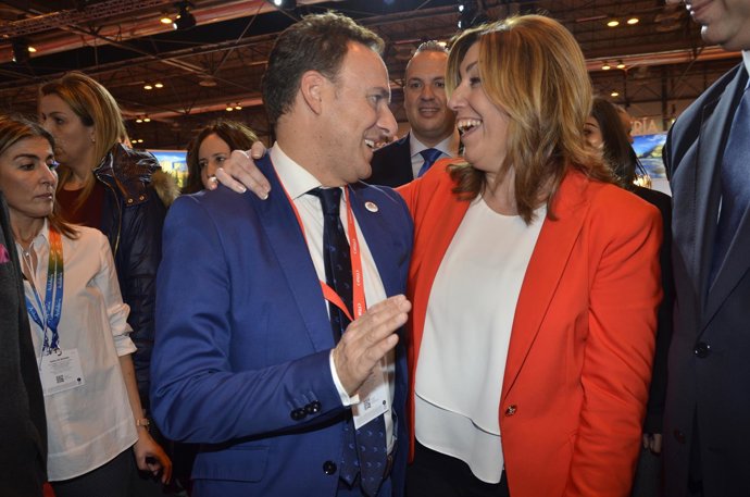 Nota De Prensa Reuniones En Fitur Y Foto