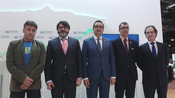 Luis García Abad y Javier Guillén en un acto en FITUR