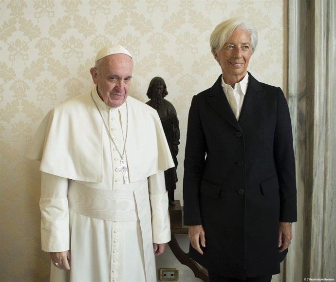 El Papa Francisco y la direactora del FMI Christine Lagarde 
