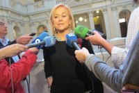 Fernández (PP) recuerda a Sánchez (PSOE) que Felipe González no sucumbió a "pactos extraños"